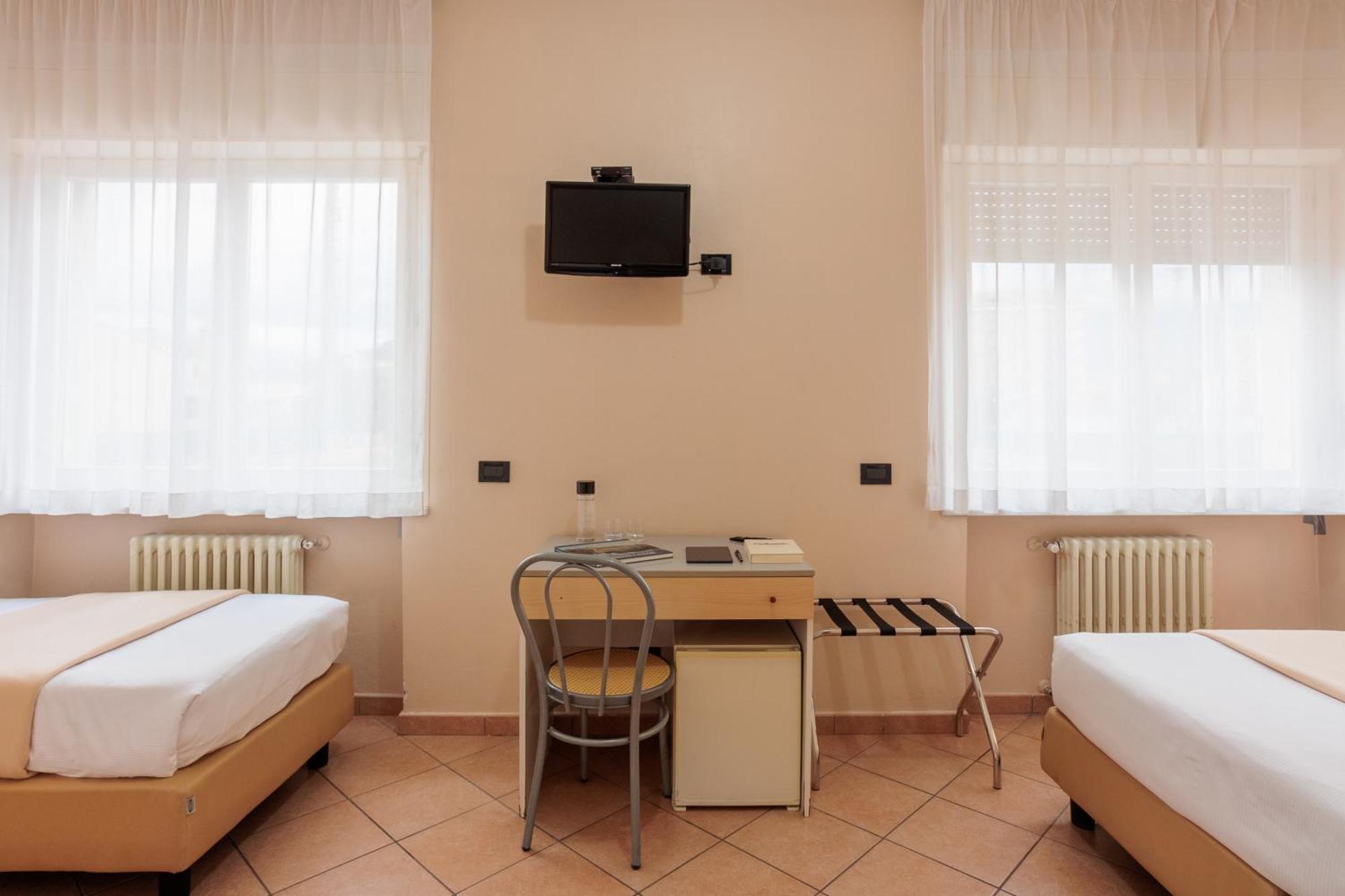 Al Centro Bed & Breakfast Вербания Екстериор снимка