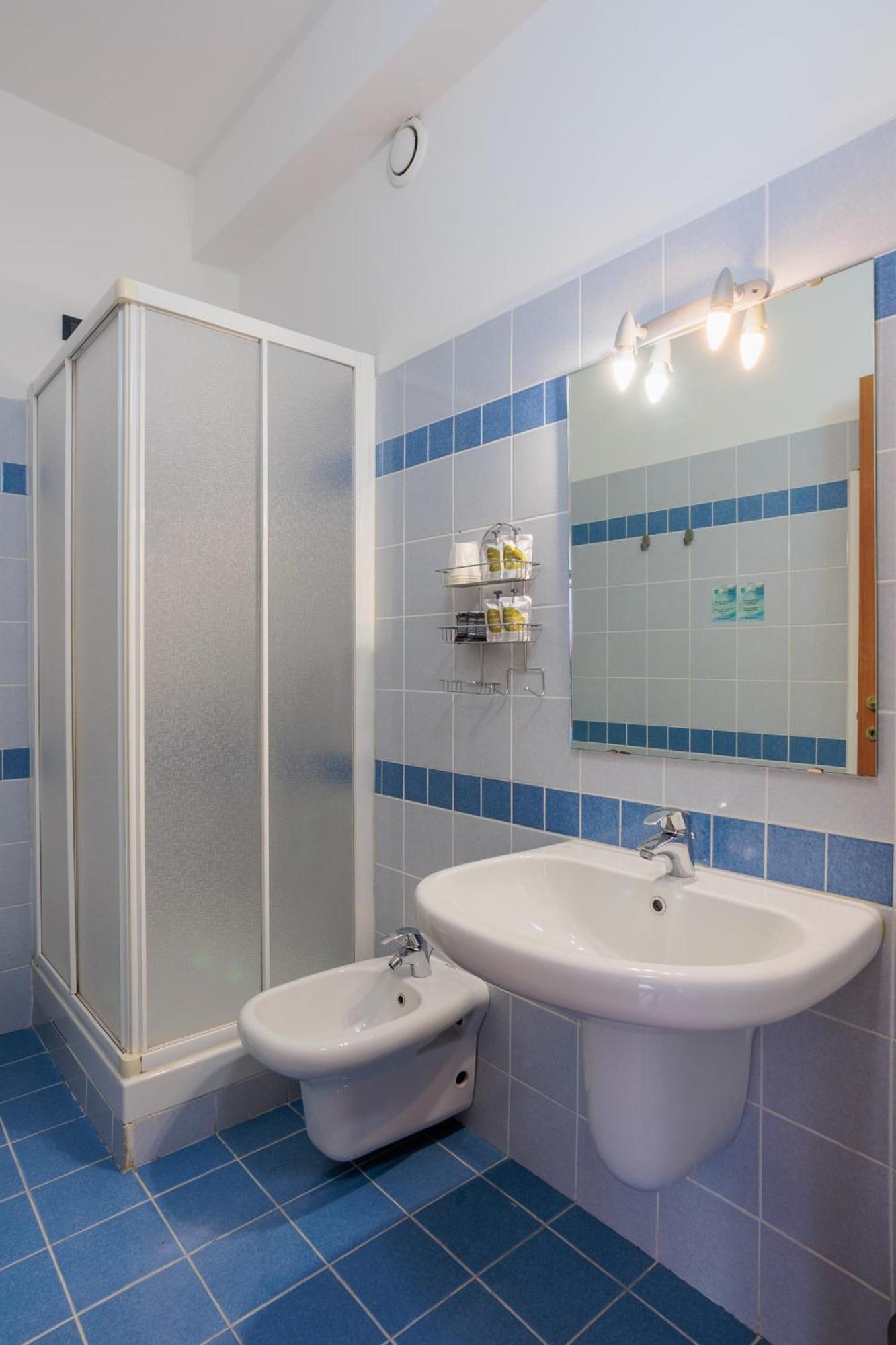 Al Centro Bed & Breakfast Вербания Екстериор снимка